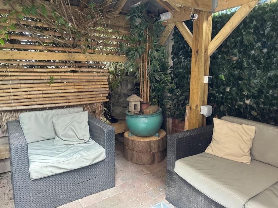 Вилла Quirky Town Centre Hideaway Лимингтон Экстерьер фото